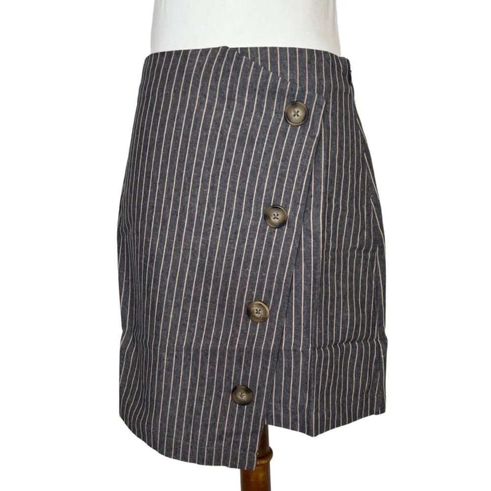 Chic Blue Denim Striped Asymmetric Pencil Skirt with Buttons - Picture 8 of 16